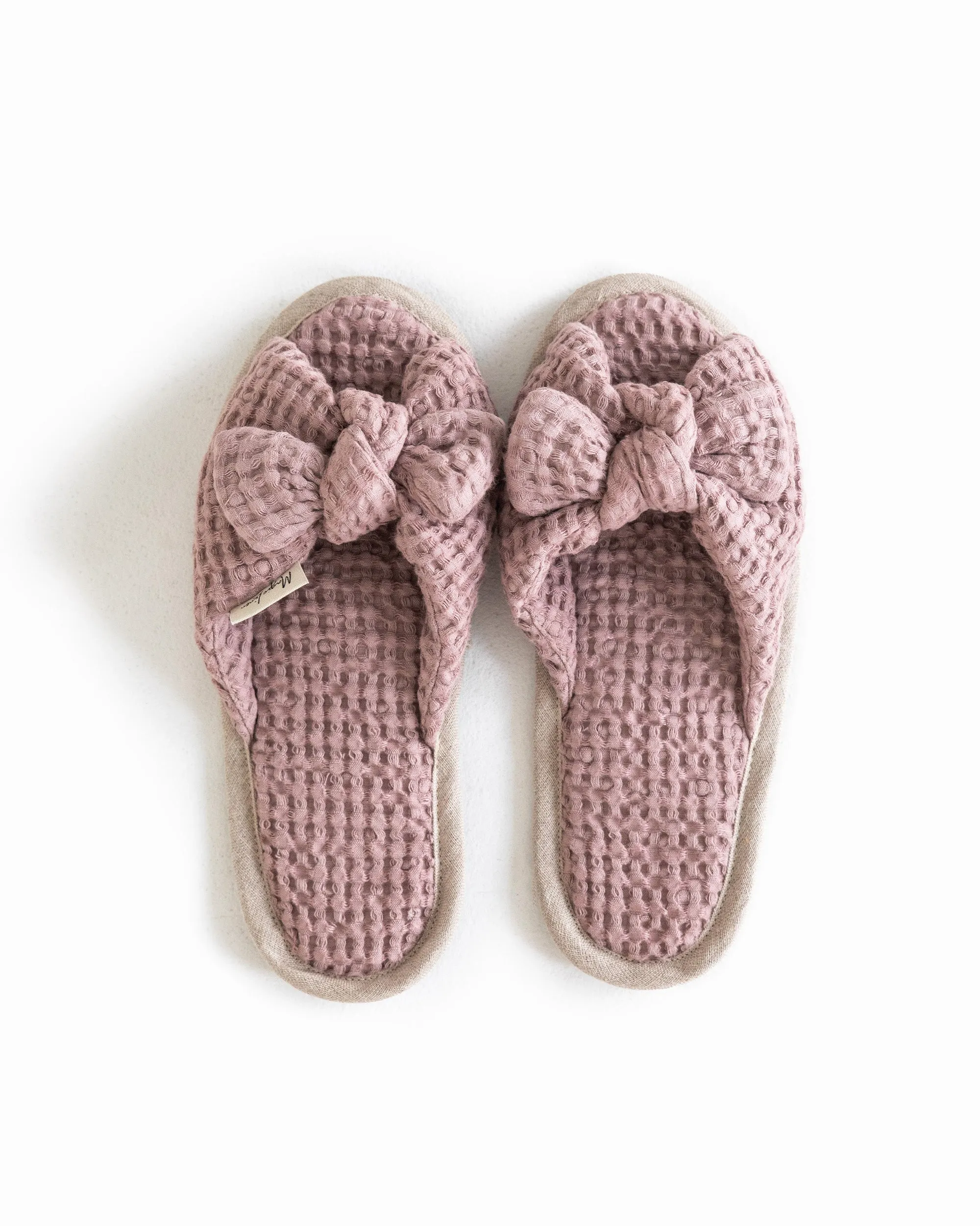 Bow tie waffle linen slippers in Woodrose