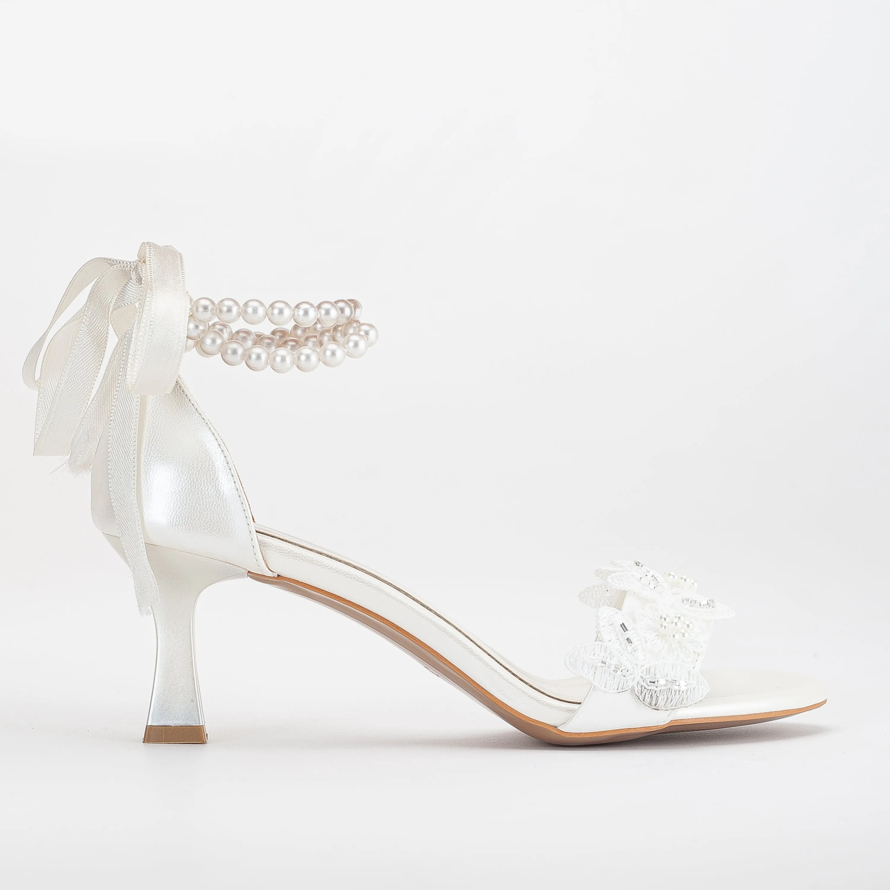 Dawn - Ivory Lace Bridal Sandals with Pearls