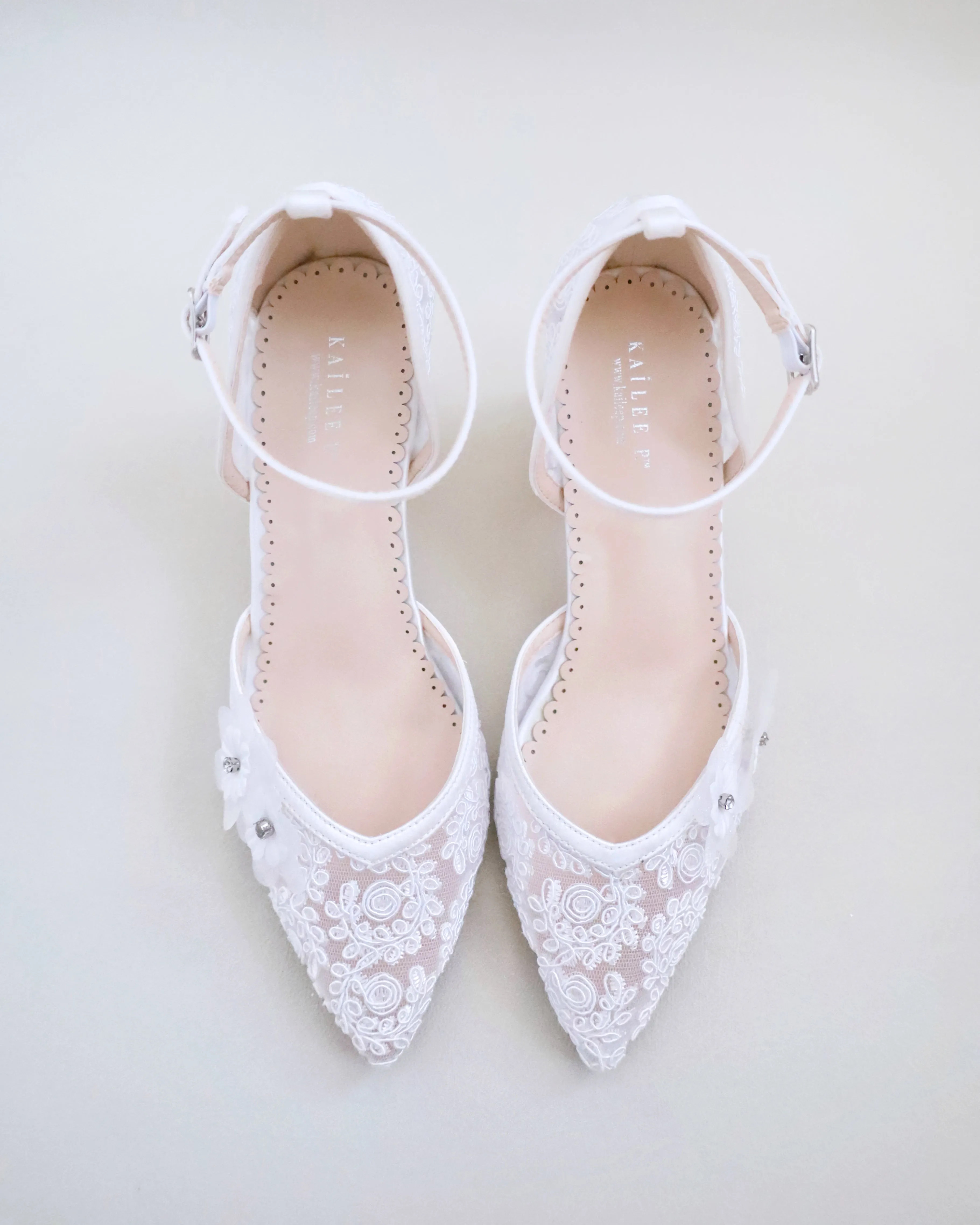 Flower Embellished Lace Block Heels Wedding Shoes