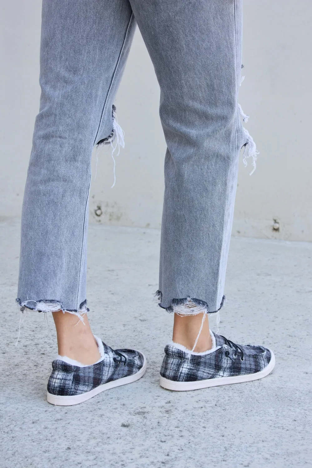 Forever Link Black Plaid Plush Interior Low Top Flat Comfy Loafer Sneakers