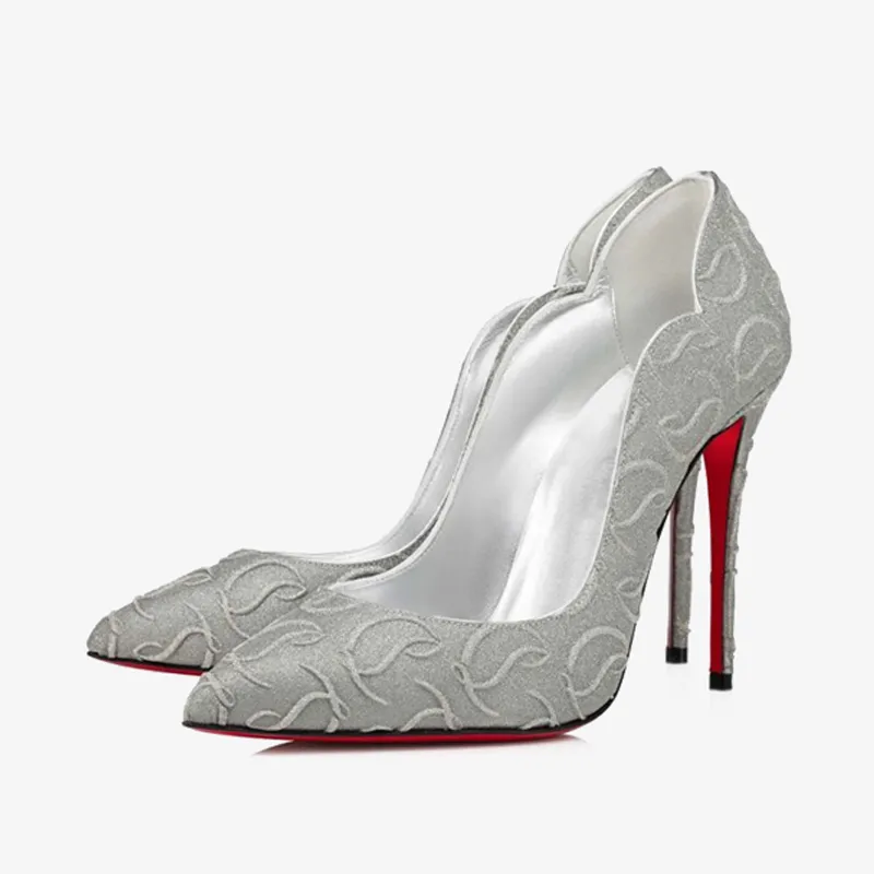 Silver suede Pumps with Pointed Toe
