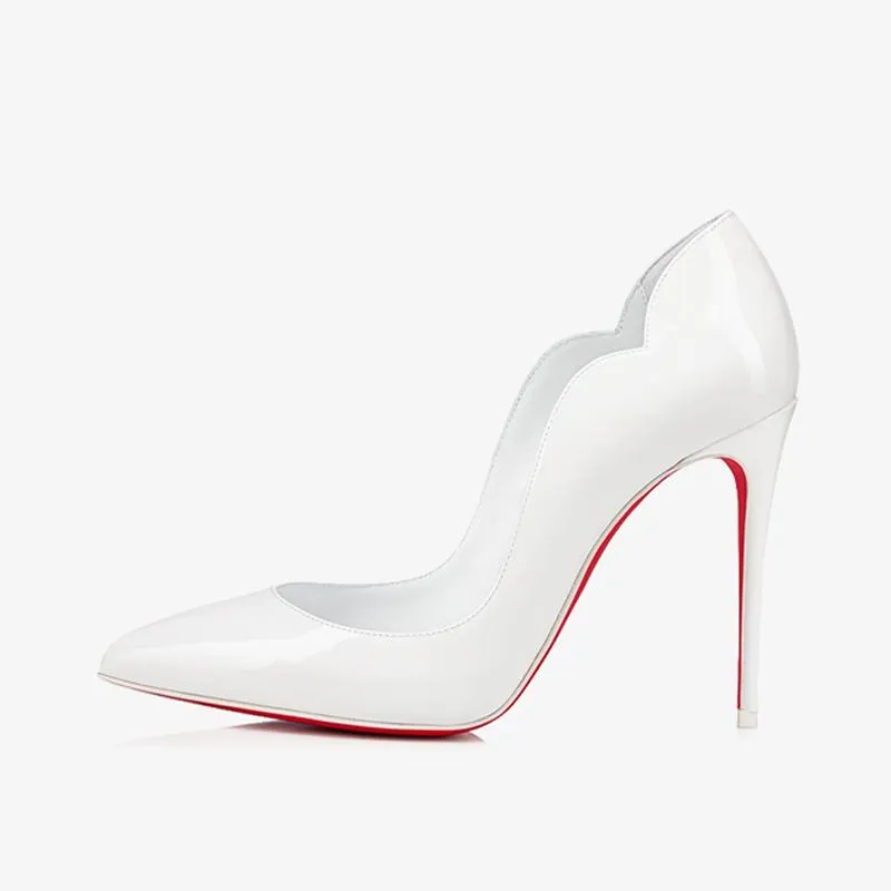 Stylish White Pointy Pump