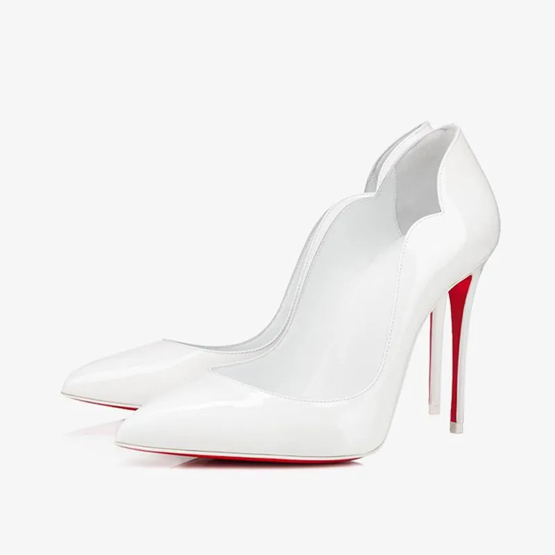Stylish White Pointy Pump